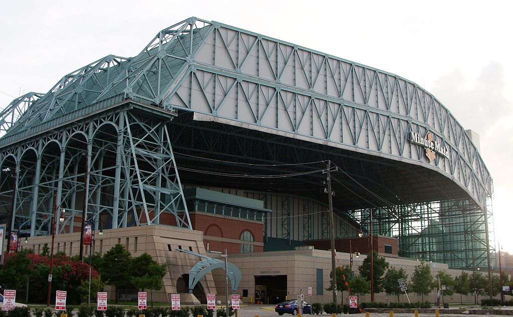 Minute Maid Park roof history