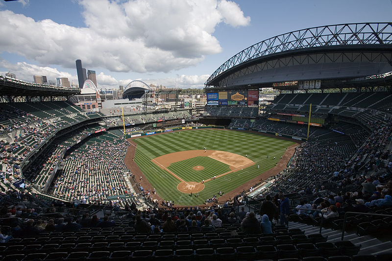 SafeCo Field, View W/Top Open;  en.wikipedia.org 